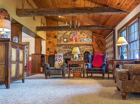 21326 Cowling Ln, Richland Center, WI 53581