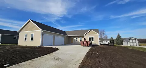 1016 Tanager St, Waupun, WI 53963