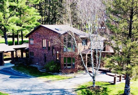 22445 County Road Sr, Richland Center, WI 53581