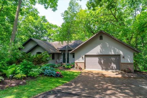 4951 Midway Ln, Marshall, WI 53559