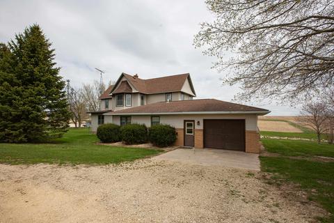 8124 Stage Rd, Lancaster, WI 53813