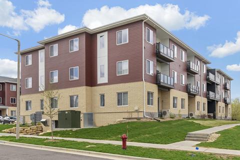 1601 N Windsor Ave #304, Cottage Grove, WI 53527