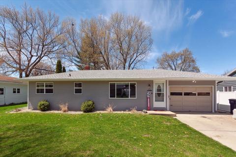 1523 N Concord Dr, Janesville, WI 53545