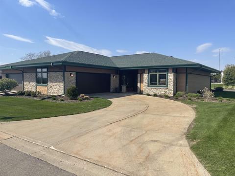 9202 Windy Pt, Verona, WI 53593