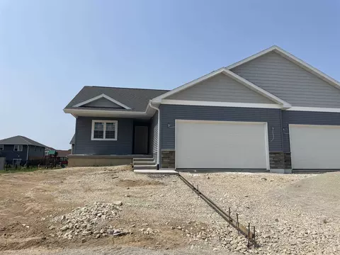 644 Locust Ln, Evansville, WI 53536