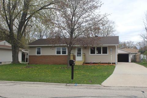 2451 Robinson Dr, Beloit, WI 53511