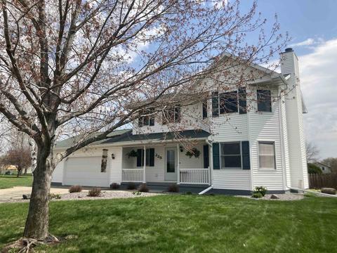 225 N Lawrence Ave, Tomah, WI 54660