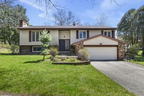 6821 Stratford Dr, Madison, WI 53719
