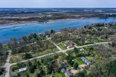 W6189 Deer Run Road, Montello, WI 53949