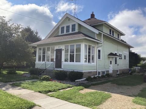 212 Warren St, Albany, WI 53502