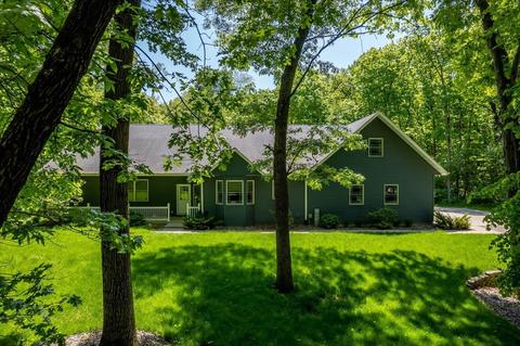 13609 W Forest Ridge Trl, Evansville, WI 53536