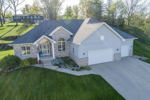 531 Pheasant Trl, Deerfield, WI 53531