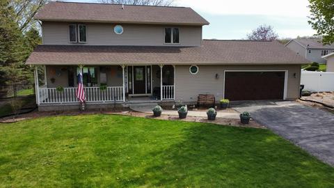 317 Washburn Rd, Deerfield, WI 53531