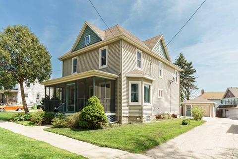 109 West St, Beaver Dam, WI 53916