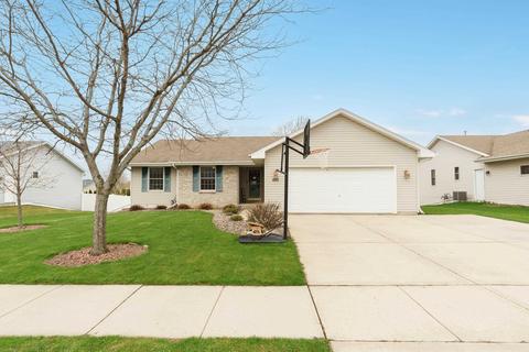 4631 Parkwood Dr, Milton, WI 53563