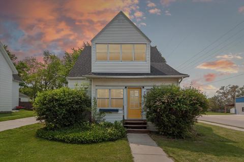 1201 W 2nd Ave, Brodhead, WI 53520