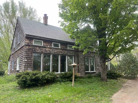 311 Phetteplace Ln, Wauzeka, WI 53826