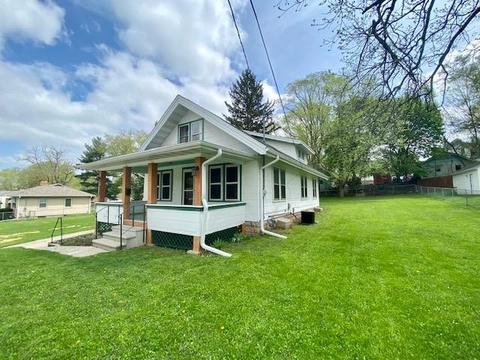 1327 1321 Putnam Ave, Janesville, WI 53546