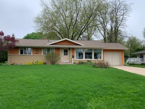 5221 Maher Ave, Madison, WI 53716