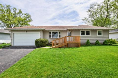 2017 Portage Rd, Madison, WI 53704