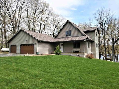 n5610 Thunderbird Road, Portage, WI 53901