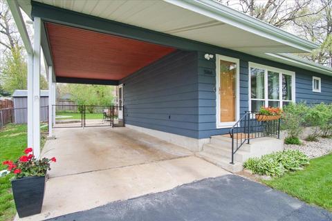 5744 Taft St, Middleton, WI 53562
