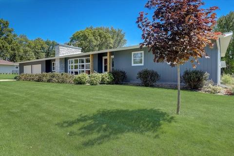 1806 Saeman St, Cross Plains, WI 53528