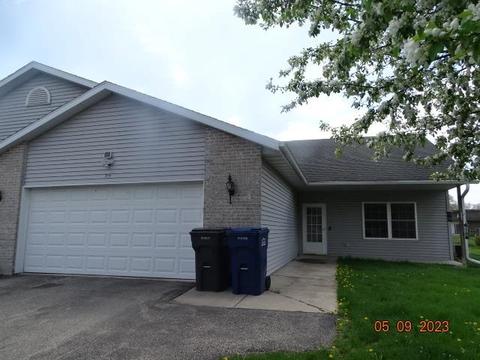 514 Ronald Lee Cir, Rio, WI 53960