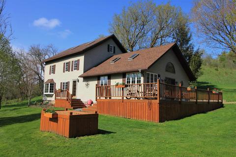s2319 Valley Avenue, La Farge, WI 54639