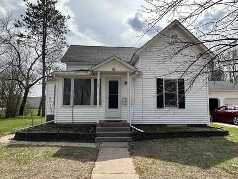 467 W State St, New Lisbon, WI 53950
