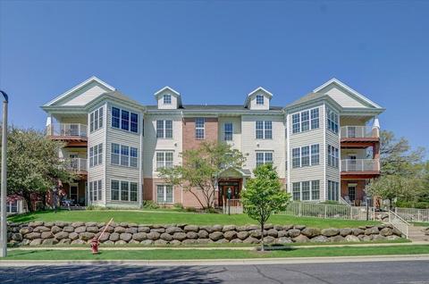 191 Shato Ln, Monona, WI 53716