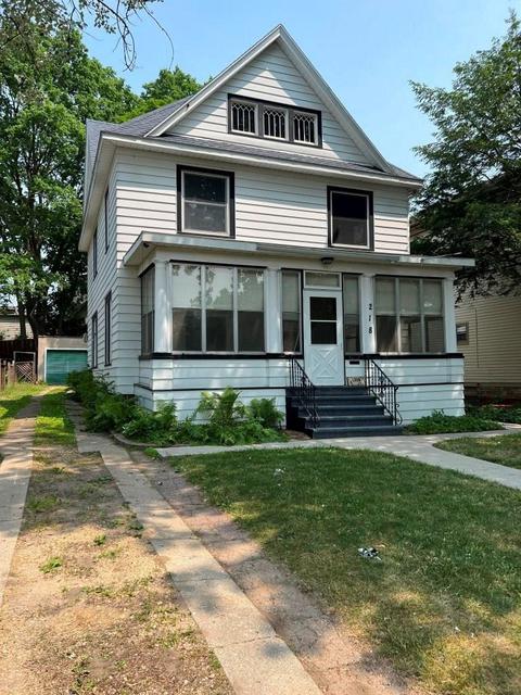 218 N Locust St, Reedsburg, WI 53959