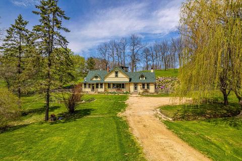 7360 Gant Rd, Blanchardville, WI 53516