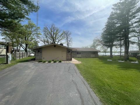 125 Golden Dr, Briggsville, WI 53920