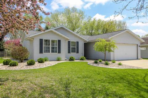 624 Lexington Blvd, Fort Atkinson, WI 53538