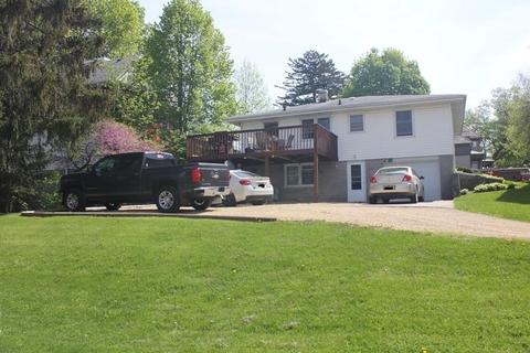 240 Ellen St, Platteville, WI 53818