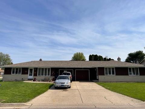 2528-2530 Sauk Dr, Janesville, WI 53545