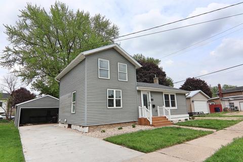 1414 Mineral Point Ave, Janesville, WI 53548
