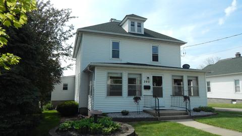 390 Ellen St, Platteville, WI 53818
