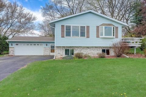 853 Willson St, Baraboo, WI 53913