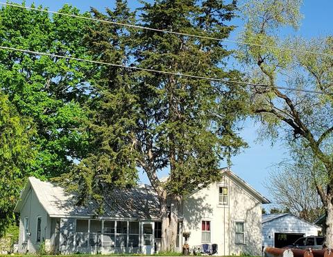 1113 N Watertown Ave, Jefferson, WI 53549