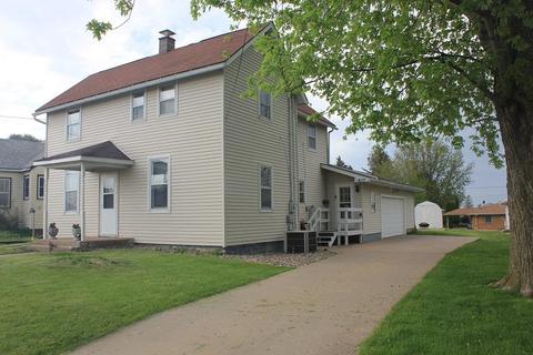 410 W Main St, Dickeyville, WI 53808