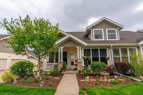2614 Gallagher Dr, Fitchburg, WI 53711