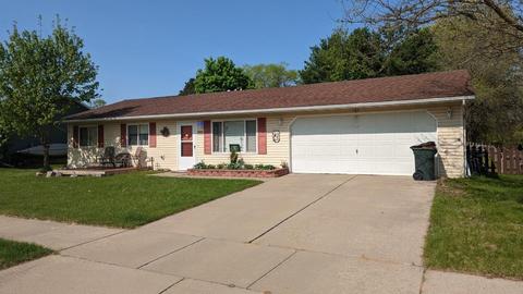 2053 Amanda Dr, Reedsburg, WI 53959