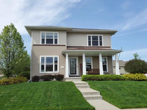 630 Hawthorn Dr, Sun Prairie, WI 53590