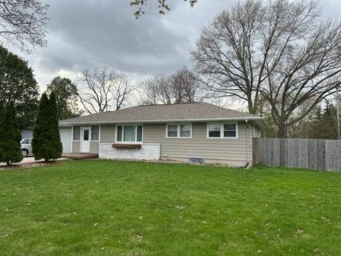 4126 Dwight Dr, Madison, WI 53704