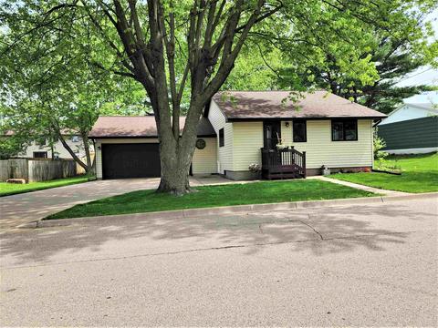 535 N Elm St, Platteville, WI 53818