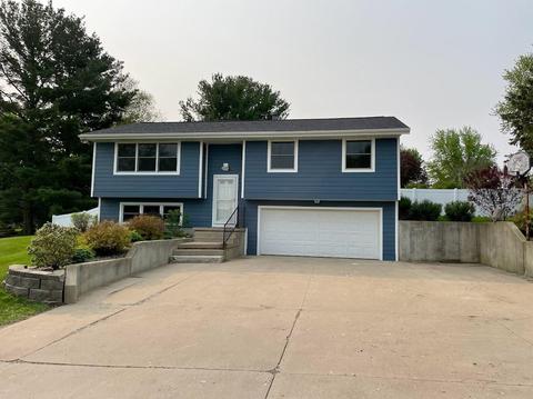 907 10th Ave, New Glarus, WI 53574