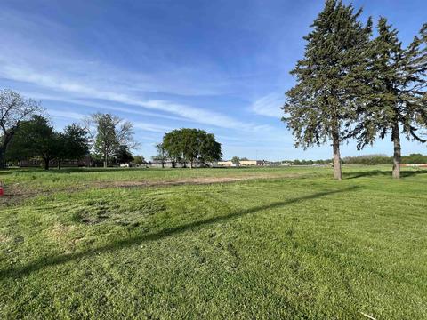 L3 East St, Clinton, WI 53525