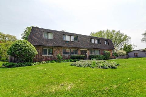 2512 Valley St, Cross Plains, WI 53528